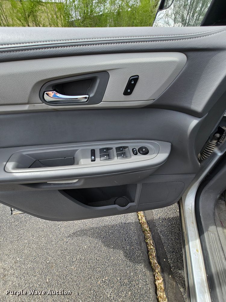 image for item DK1786 2014 Chevrolet Traverse LS  SUV