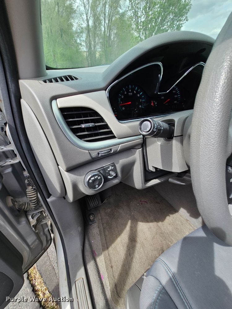 image for item DK1786 2014 Chevrolet Traverse LS  SUV