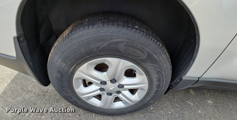 image for item DK1786 2014 Chevrolet Traverse LS  SUV