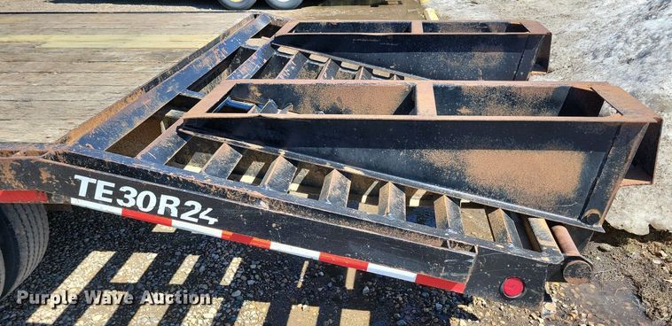 image for item DK5212 2007 Trail Eze TE30R24  equipment trailer