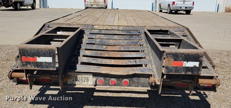 image for item DK5213 2007 Trail Eze TE30R24  equipment trailer