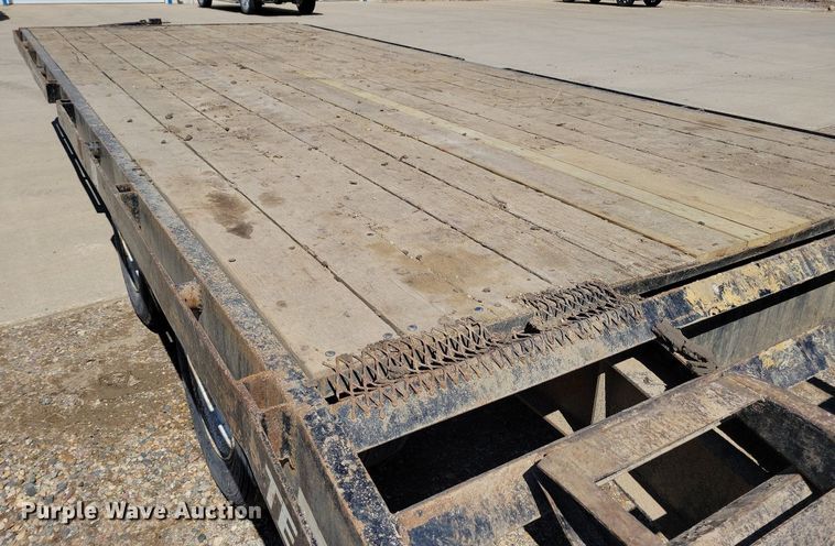 image for item DK5213 2007 Trail Eze TE30R24  equipment trailer