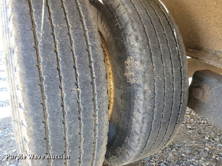 image for item DK5213 2007 Trail Eze TE30R24  equipment trailer