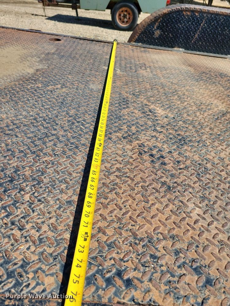 image for item DK5214 2004 Maclander 20TFHSB  equipment trailer