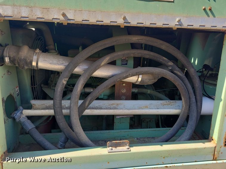 image for item DK5215 Sullair 185  air compressor