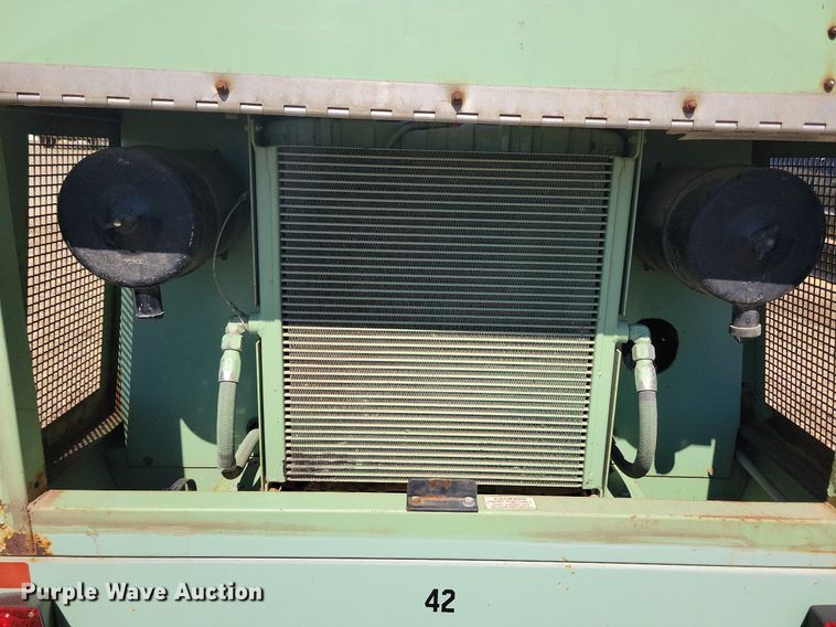 image for item DK5215 Sullair 185  air compressor