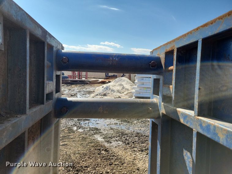 image for item DK5220 GME  trench box