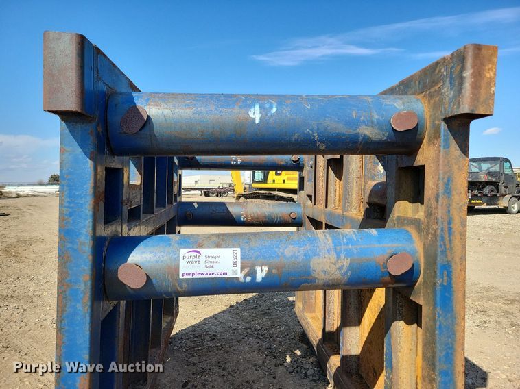 image for item DK5221 GME  trench box