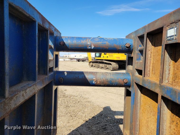 image for item DK5221 GME  trench box