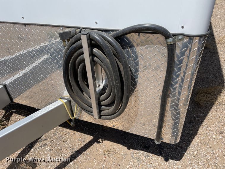 image for item DN4585 2005 Wells Cargo EW1824W  enclosed cargo trailer