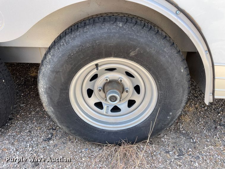 image for item DN4585 2005 Wells Cargo EW1824W  enclosed cargo trailer