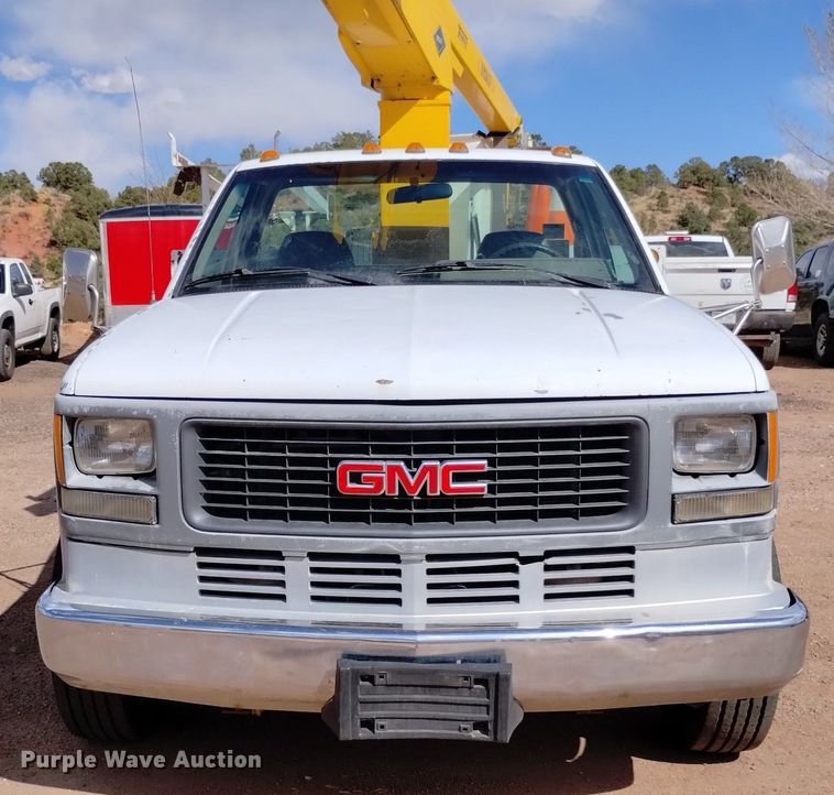 image for item DN6396 1994 GMC C3500  bucket truck