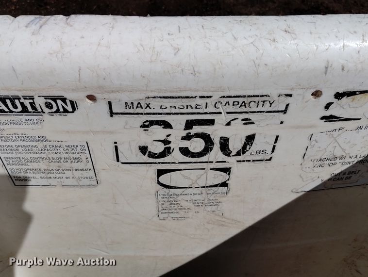 image for item DN6396 1994 GMC C3500  bucket truck