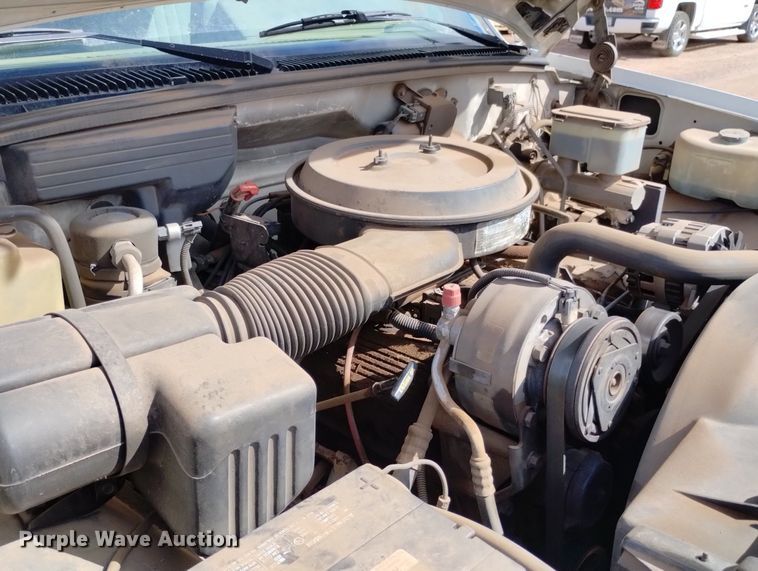 image for item DN6396 1994 GMC C3500  bucket truck