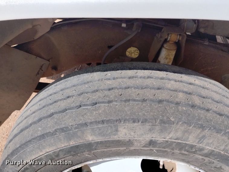 image for item DN6396 1994 GMC C3500  bucket truck