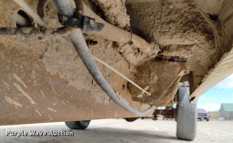 image for item DN6399 2004 GMC Sierra 2500HD  Ext. Cab pickup truck