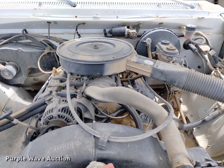 image for item DN6400 1992 Dodge Ram 150  pickup truck