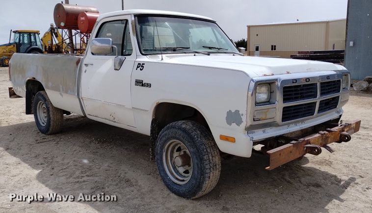 image for item DN6400 1992 Dodge Ram 150  pickup truck
