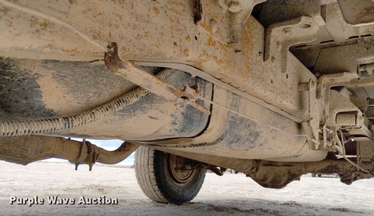 image for item DN6400 1992 Dodge Ram 150  pickup truck