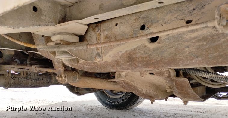 image for item DN6400 1992 Dodge Ram 150  pickup truck