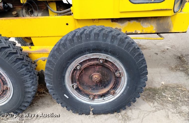 image for item DN6401 1955 Galion 503  rigid frame motor grader