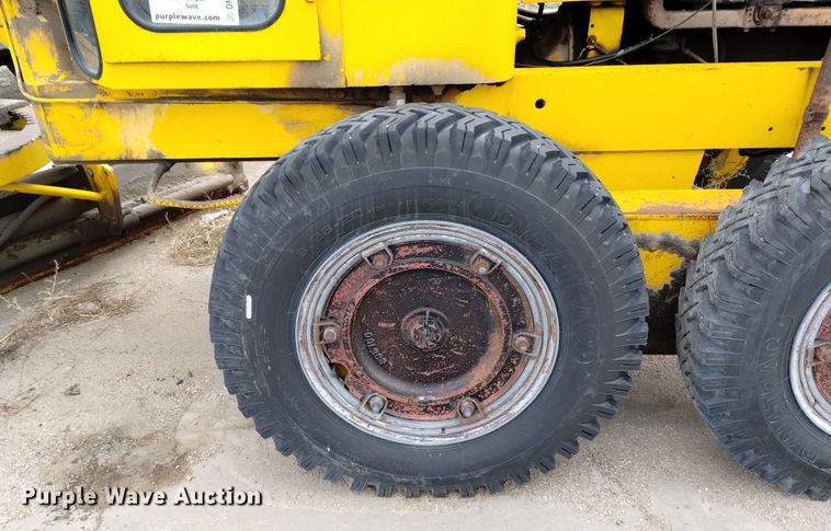 image for item DN6401 1955 Galion 503  rigid frame motor grader