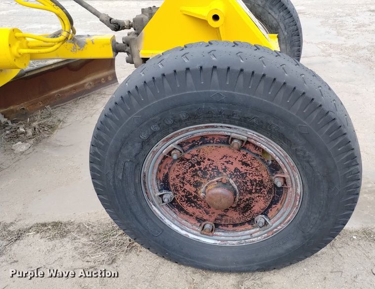 image for item DN6401 1955 Galion 503  rigid frame motor grader