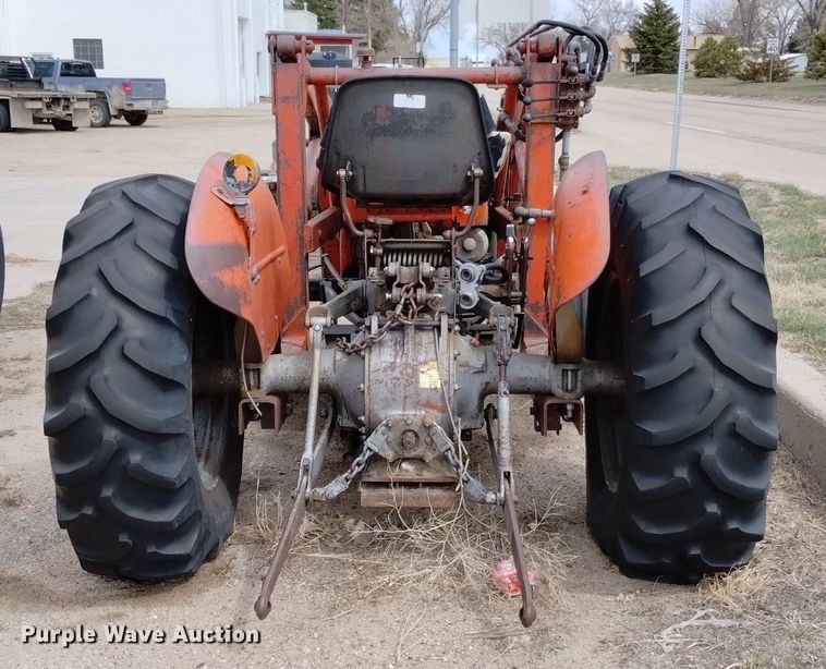 image for item DN6402 Massey Ferguson 135  tractor