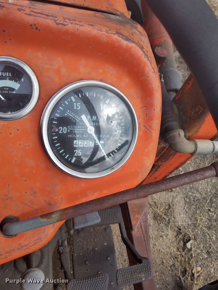 image for item DN6402 Massey Ferguson 135  tractor