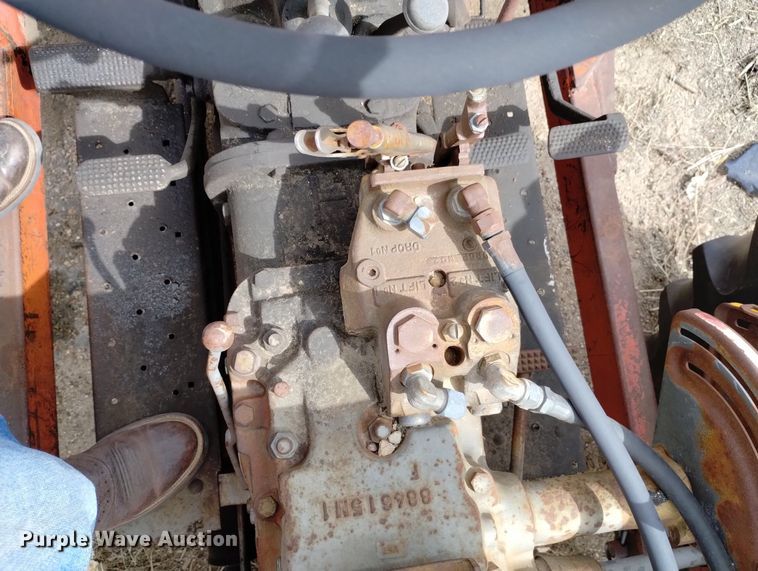 image for item DN6402 Massey Ferguson 135  tractor