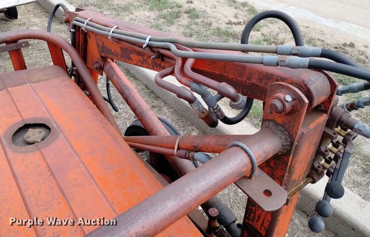 image for item DN6402 Massey Ferguson 135  tractor