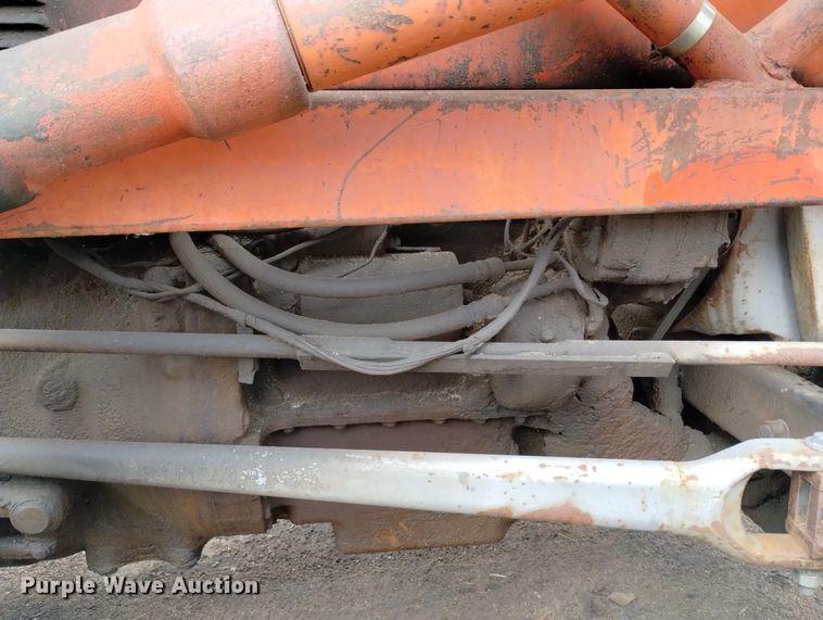 image for item DN6402 Massey Ferguson 135  tractor