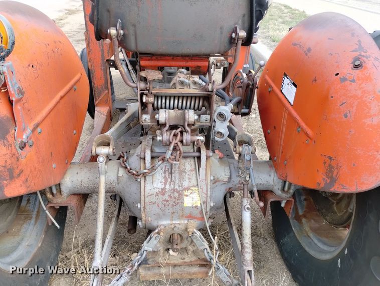 image for item DN6402 Massey Ferguson 135  tractor