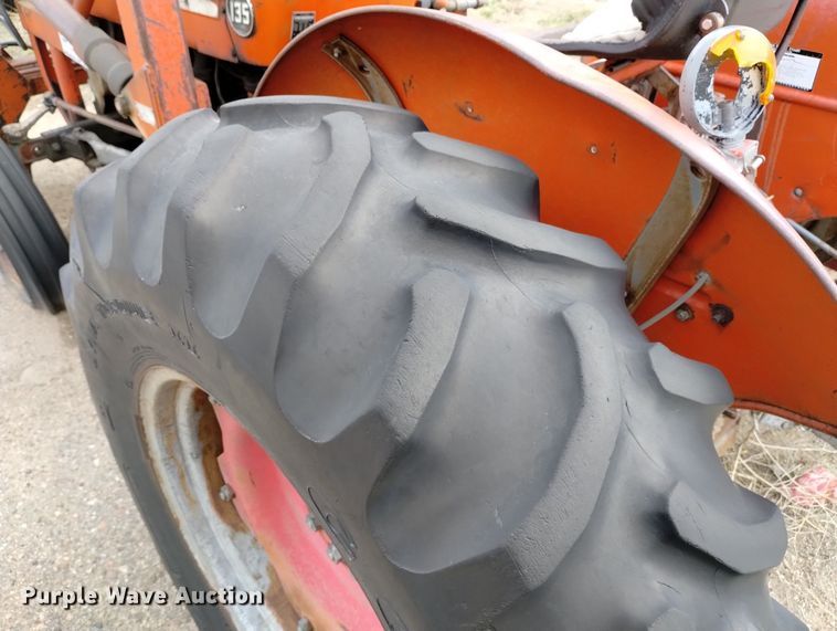 image for item DN6402 Massey Ferguson 135  tractor