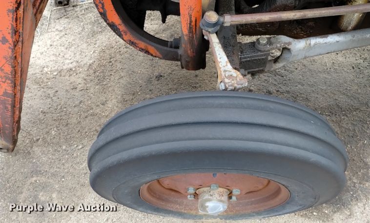 image for item DN6402 Massey Ferguson 135  tractor