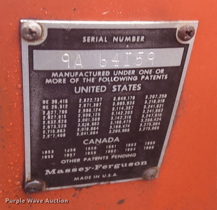 image for item DN6402 Massey Ferguson 135  tractor