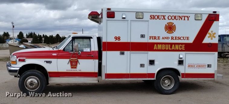 image for item DN6403 1996 Ford F350 XLT  ambulance