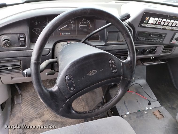 image for item DN6403 1996 Ford F350 XLT  ambulance