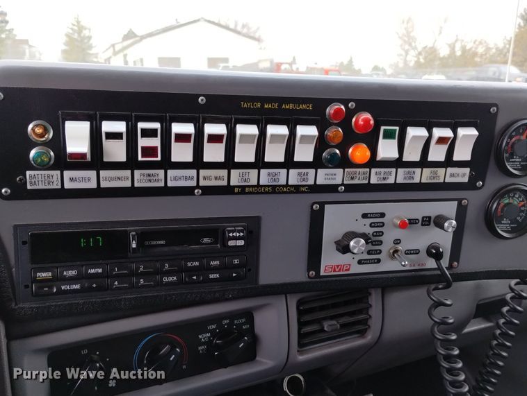 image for item DN6403 1996 Ford F350 XLT  ambulance