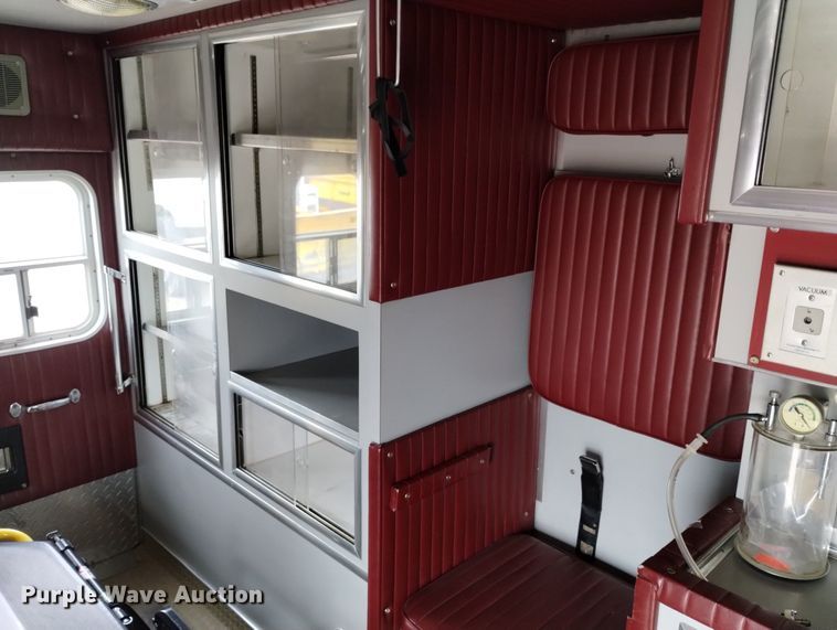 image for item DN6403 1996 Ford F350 XLT  ambulance