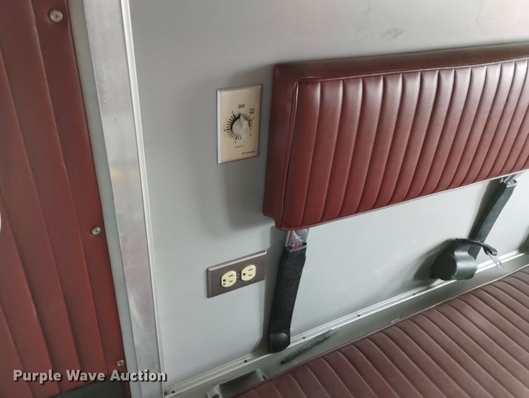 image for item DN6403 1996 Ford F350 XLT  ambulance