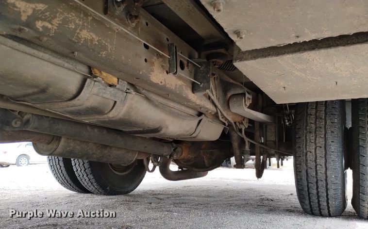 image for item DN6403 1996 Ford F350 XLT  ambulance