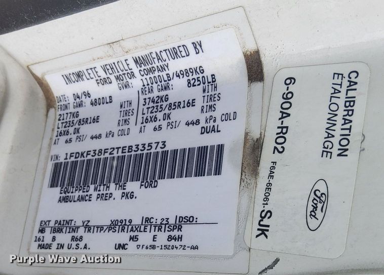 image for item DN6403 1996 Ford F350 XLT  ambulance