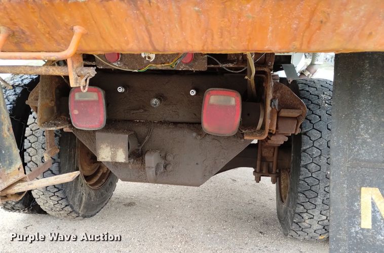 image for item DN6404 1994 Chevrolet Kodiak  dump truck