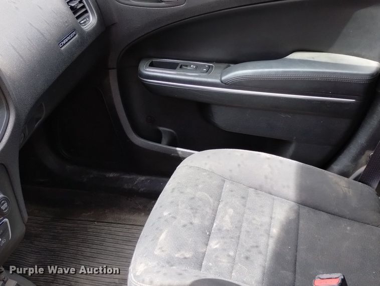 image for item DN6407 2016 Dodge Charger Police