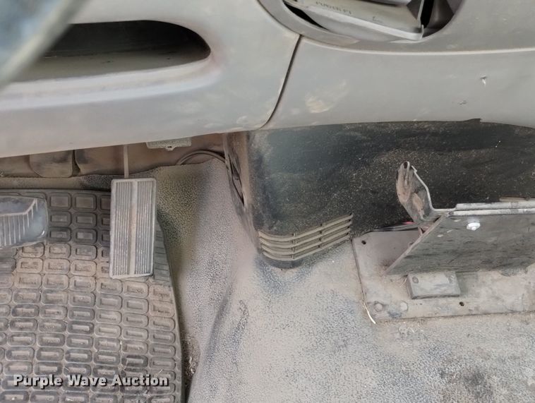 image for item DN6409 1998 Ford F150  pickup truck