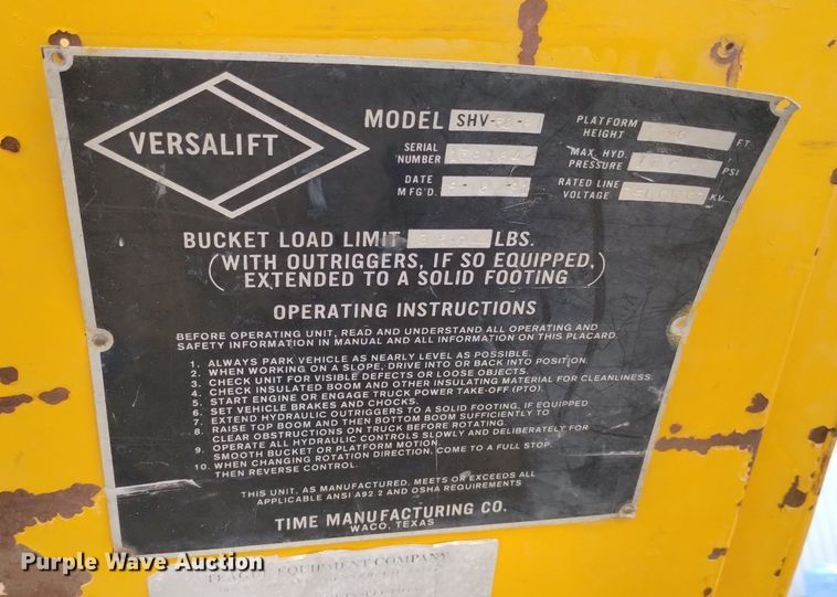 image for item DN6410 1981 Ford F700  bucket truck