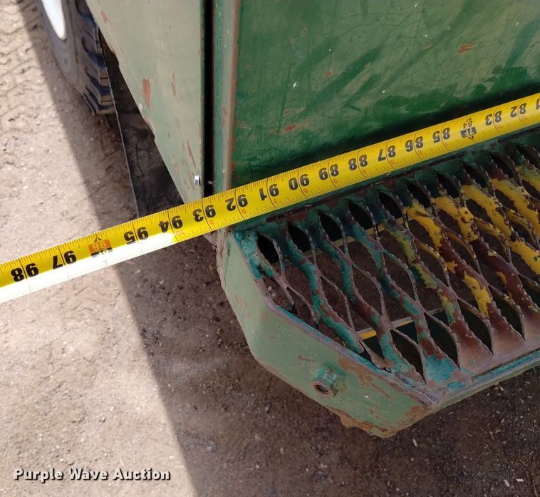 image for item DN6410 1981 Ford F700  bucket truck