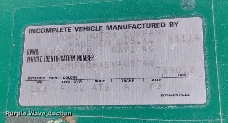 image for item DN6410 1981 Ford F700  bucket truck