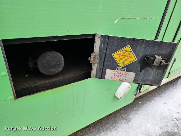 image for item DO4221 2006 Gillig G29B102N4  transit bus